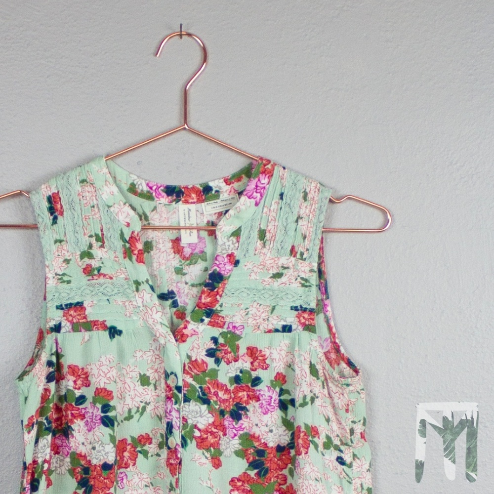 Anthropologie Meadow Rue Button Up Floral Tank Top